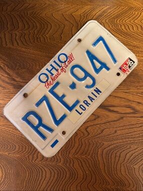 VTG Ohio Lorain Steel License Plate RZE 947 in Blue/White 1995 tabs